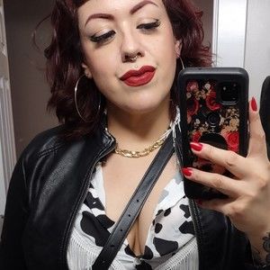 Meet your Posher, Tina